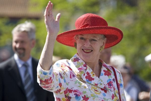 Dronning Margrethe deltager i julegudstjeneste: ''Det burde hun ikke''