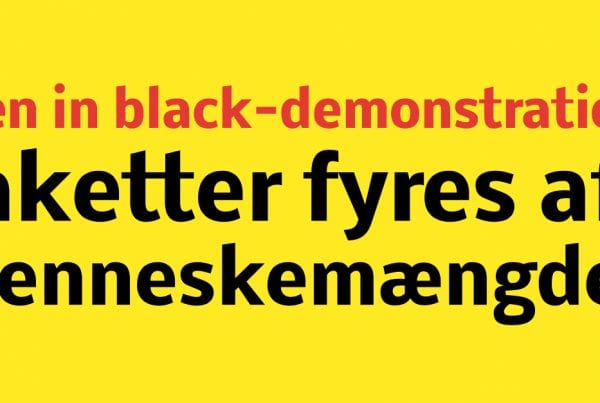 Men in Black-demonstration: Fyrer raketter af i menneskemængden