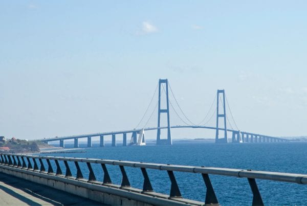 Fartkontrol på Storebæltsbroen og Øresundsbroen