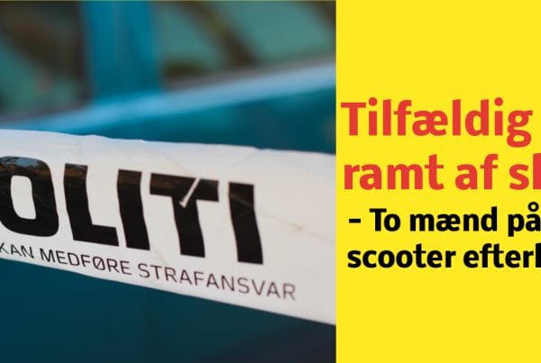 Tilfældig bil ramt af skud - nu efterlyses to mænd på scooter