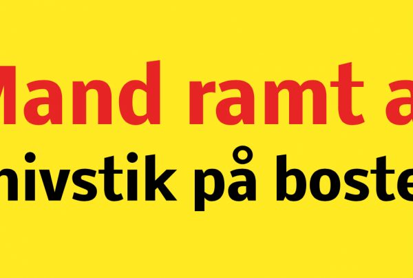 Mand ramt af knivstik på bosted