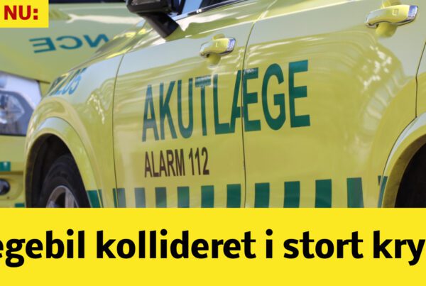 LIGE NU: Lægebil kollideret i stort kryds