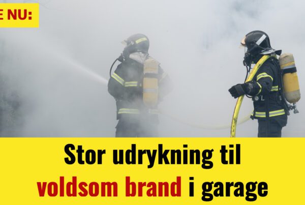 Stor udrykning til voldsom brand i garage