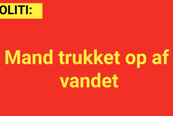 LIGE NU: Mand trukket op af vandet