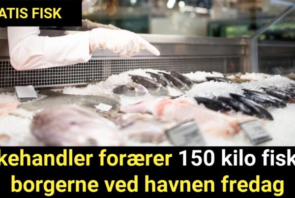 Fiskehandler deler gratis fisk ud til alle fredag