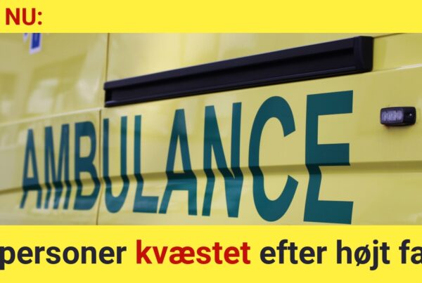LIGE NU: To personer kvæstet efter højt fald - 112