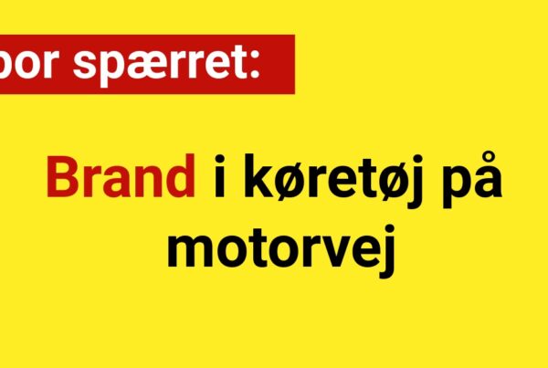 Spor spærret: Brand i køretøj på motorvej