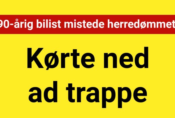 90-årig bilist mistede herredømmet: Kørte ned ad trappe