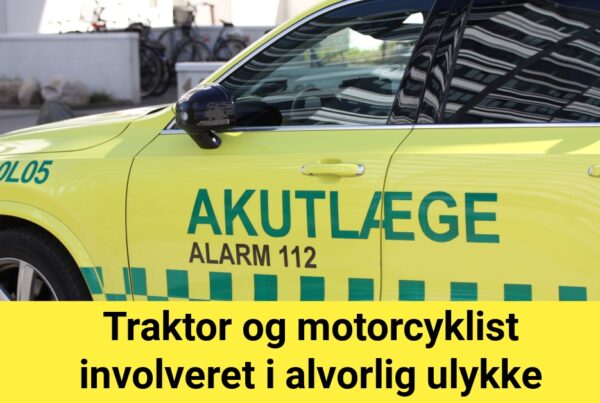 Traktor og Motorcyklist involveret i alvorlig ulykke