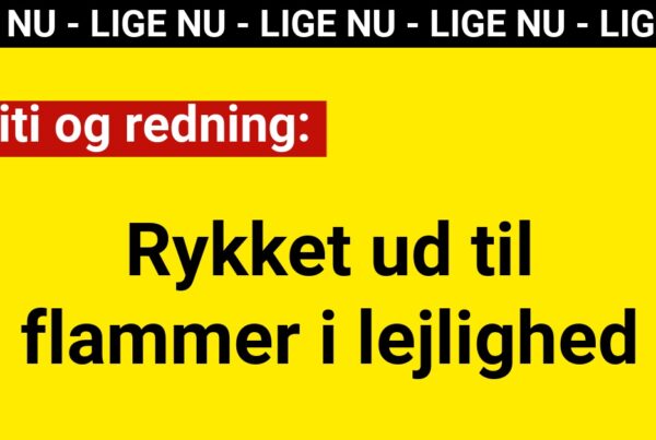 LIGE NU: Politi og redning rykket ud til flammer i lejlighed