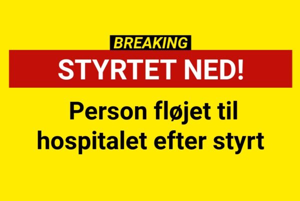 BREAKING: Person fløjet til hospitalet efter styrt