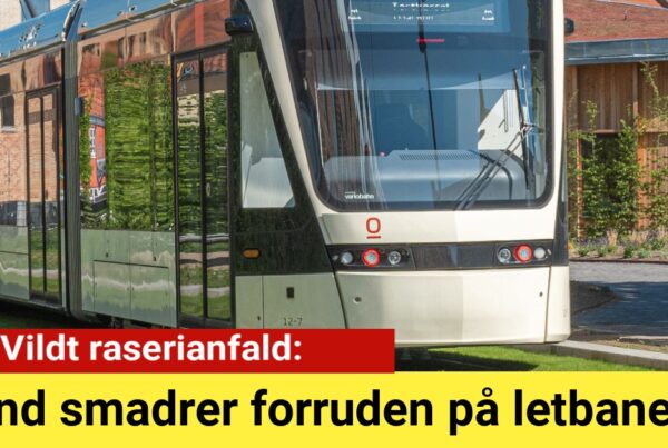 Mand smadrer forruden på letbanetog i vildt raserianfald