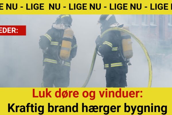 Luk døre og vinduer: Kraftig brand hærger bygning