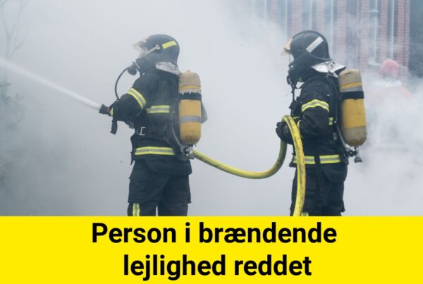 Person i brændende lejlighed reddet