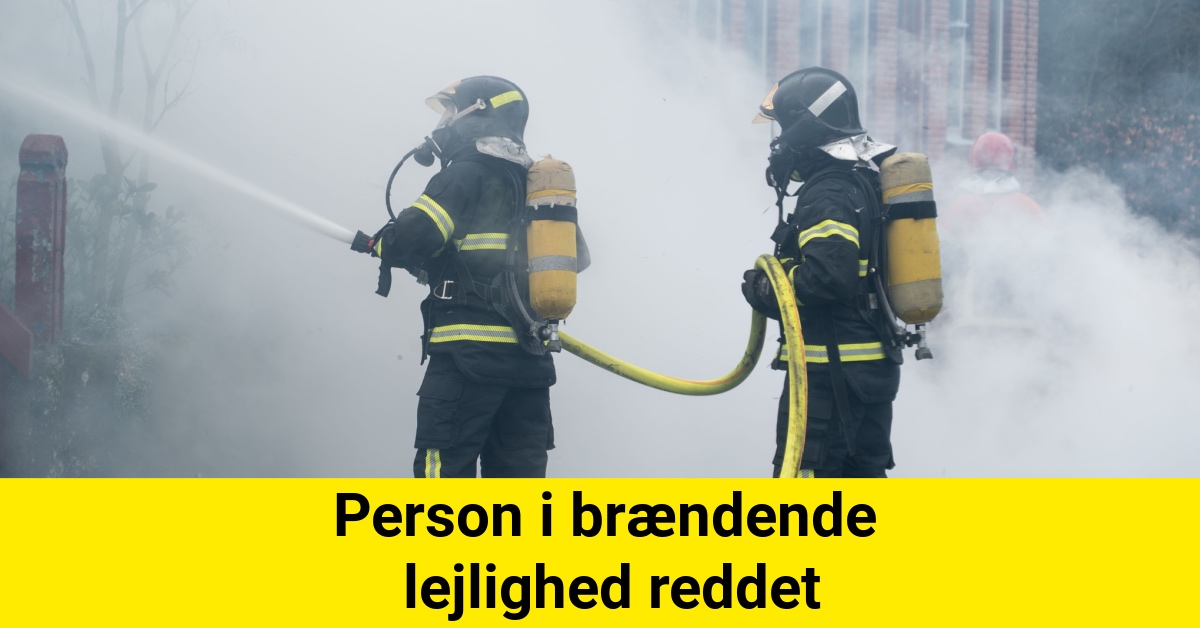 Person i brændende lejlighed reddet