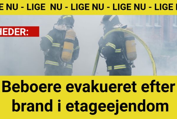 Beboere evakueret efter brand i etageejendom