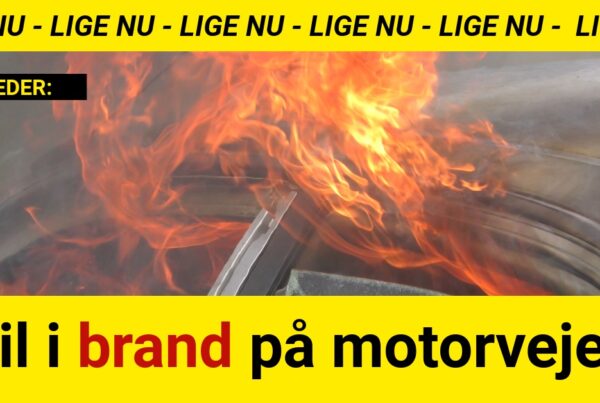 Bil i brand på motorvejen