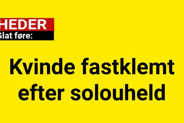 Glat føre: Kvinde fastklemt efter solouheld