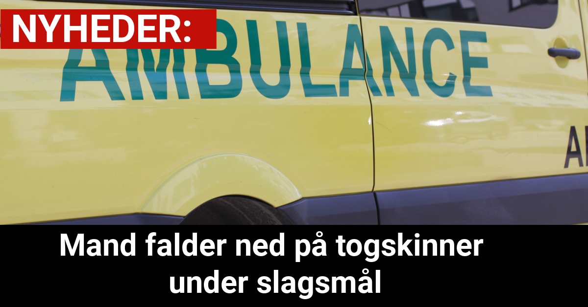 Mand falder ned på togskinner under slagsmål