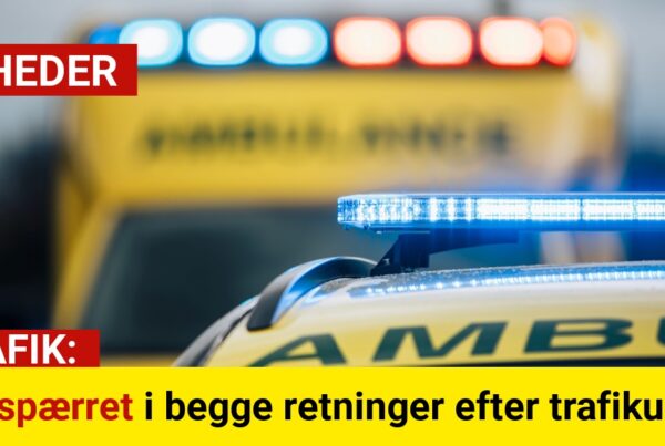 Vej spærret i begge retninger efter trafikuheld