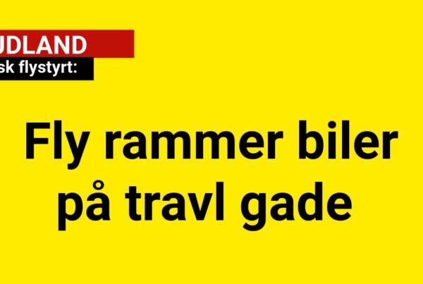 Tragisk Flystyrt: Fly rammer biler på travl gade