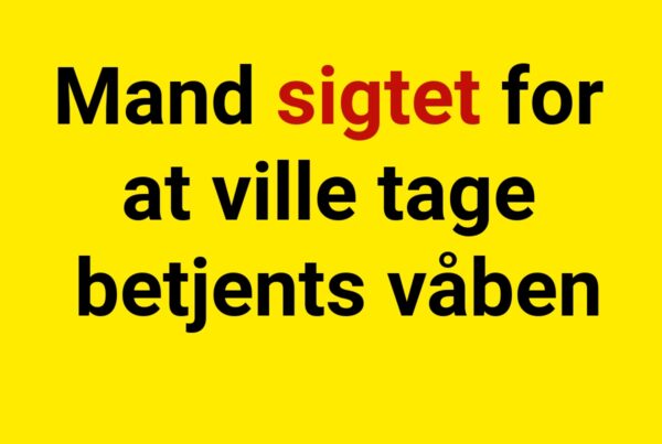 Mand sigtet for at ville tage betjents våben
