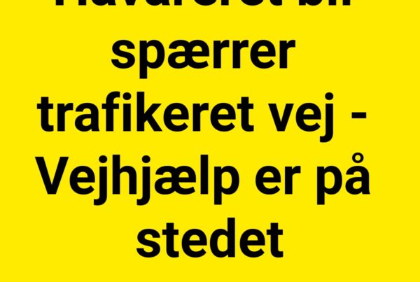 Havareret bil spærrer trafikeret vej - Vejhjælp er på stedet