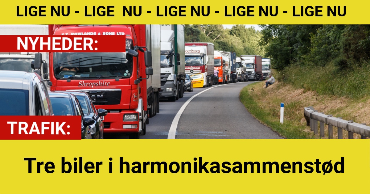 Tre biler i harmonikasammenstød