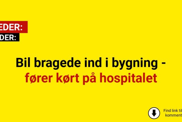 Bil bragede ind i bygning - fører kørt på hospitalet