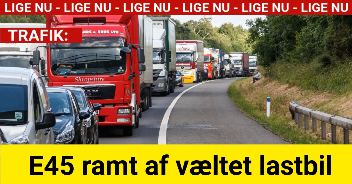 E45 ramt af væltet lastbil
