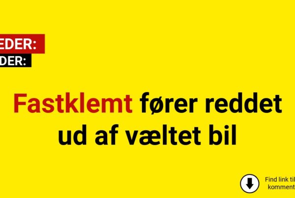 Fastklemt fører reddet ud af væltet bil