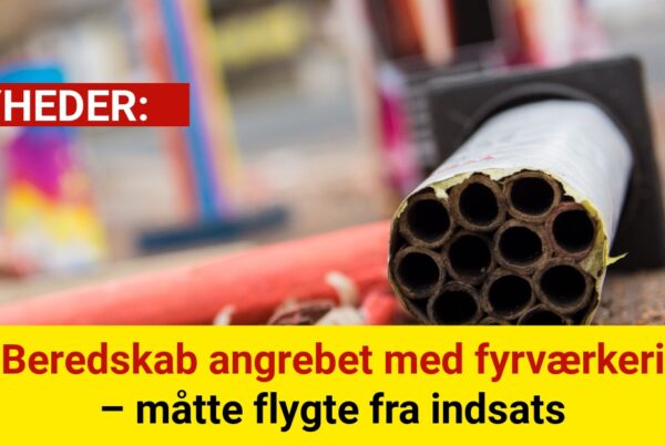 Beredskab angrebet med fyrværkeri – måtte flygte fra indsats