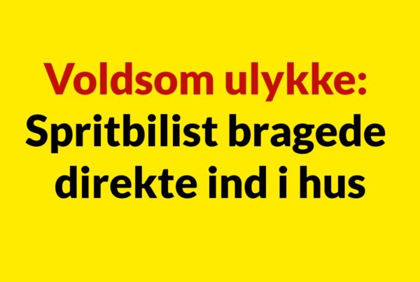 Voldsom ulykke: Spritbilist bragede direkte ind i hus