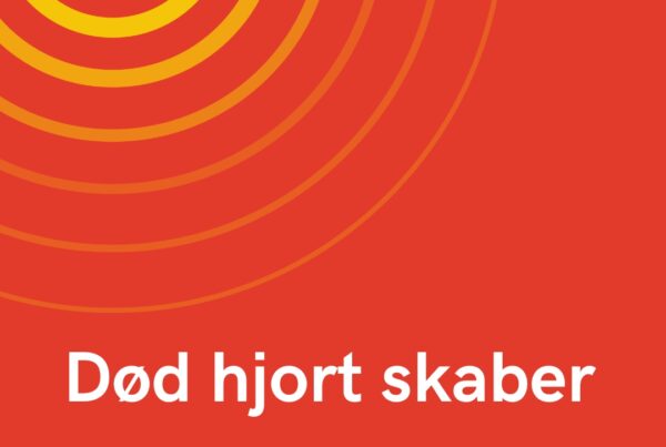 Død hjort skaber fare på motorvejen