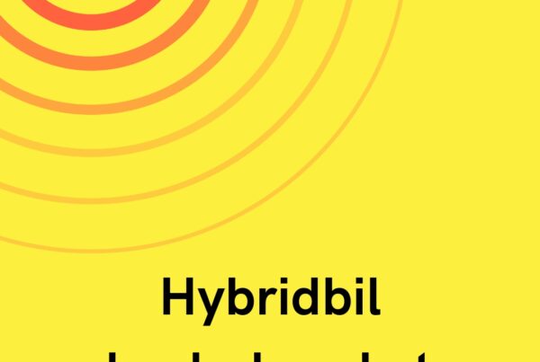 Hybridbil eksploderede to gange på motorvej